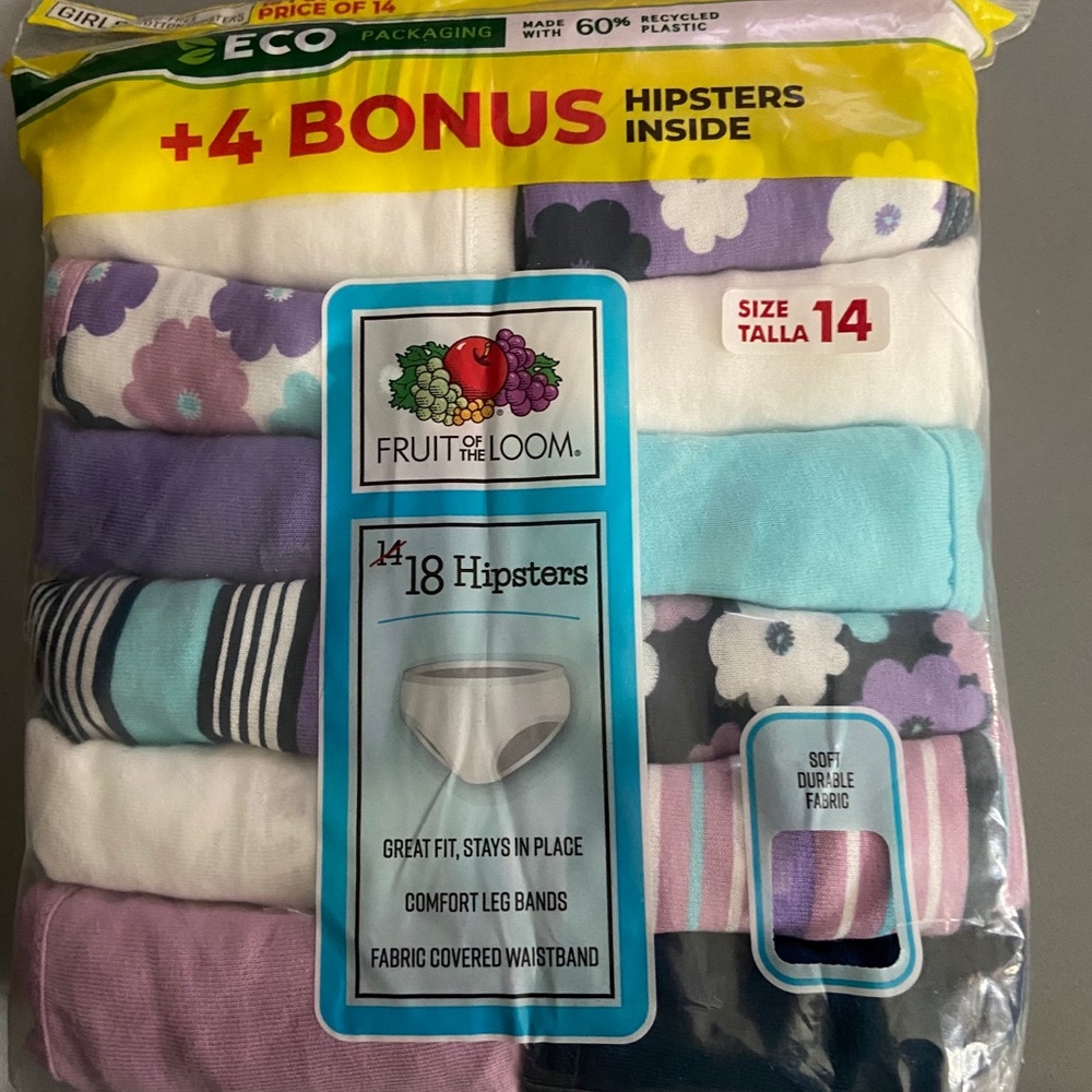 2 packs Fruit of the Loom Girls Underwear 18 pack